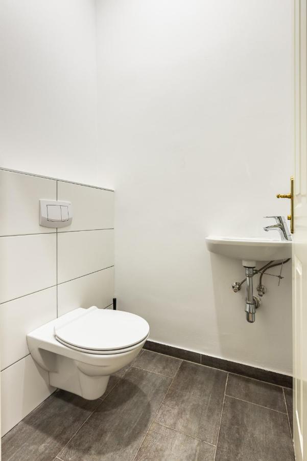 Classy And Elegant Apartments In A Calm Area Vienne Extérieur photo
