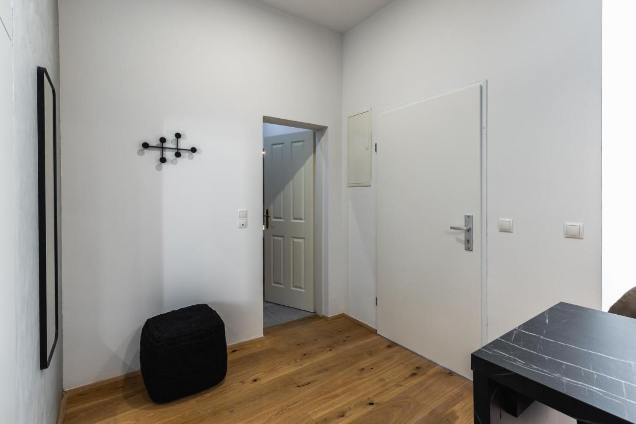 Classy And Elegant Apartments In A Calm Area Vienne Extérieur photo